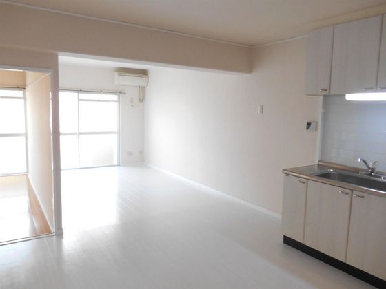 オルセーメゾン山川C棟