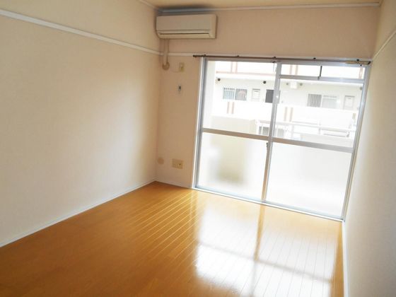 オルセーメゾン山川C棟