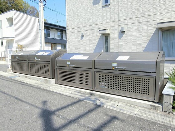 カーサあき亀山 A棟