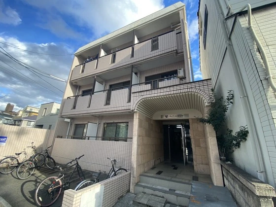 プレアール庚午中