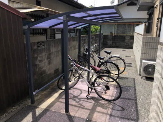 シャーメゾン学南町