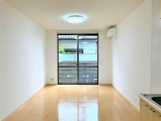 シャーメゾン学南町