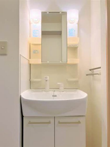 シャーメゾン学南町