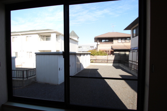 ユートピア今保B