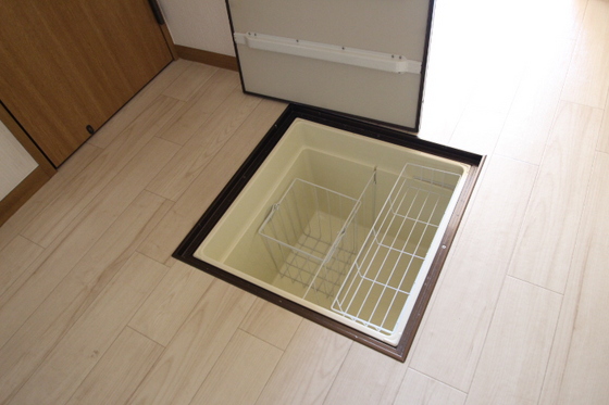 サンパティークB