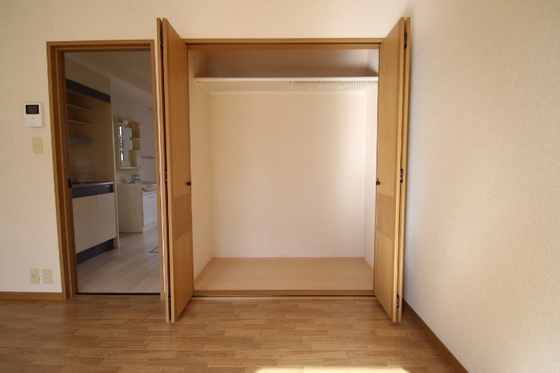 サンパティークB