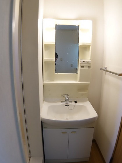 サンパティークB