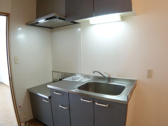 サンパティークB