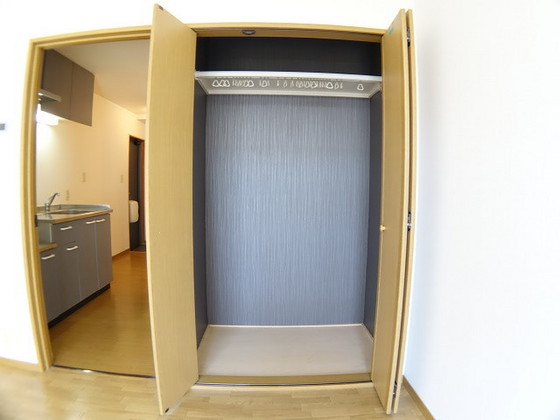 サンパティークB