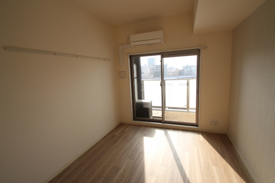 プレサンス岡山駅前