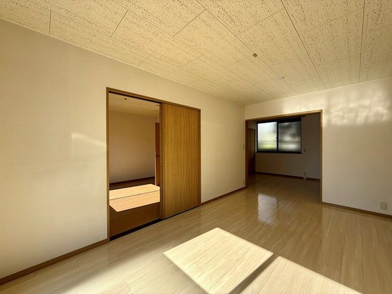 タウンハイツ山崎B