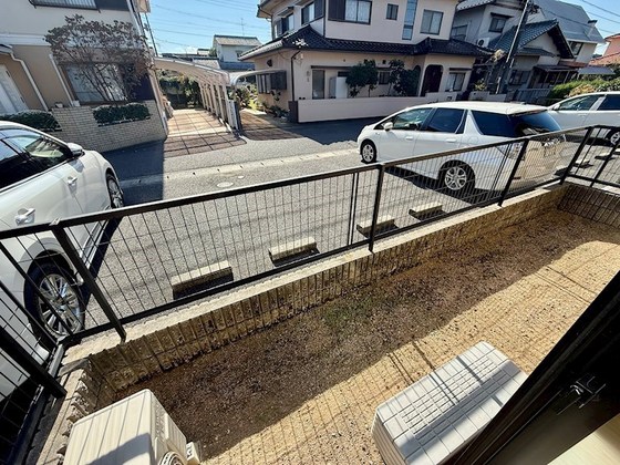 タウンハイツ山崎B