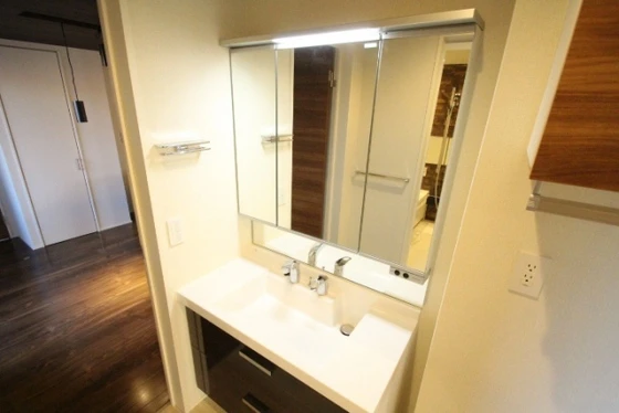 アズール牛田本町