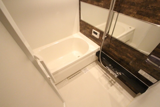 アズール牛田本町