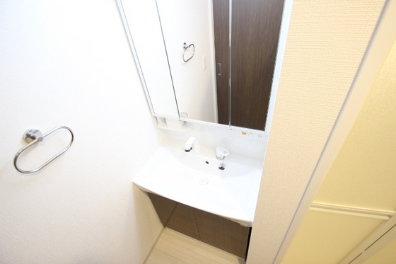 ユニヴァリィ長束西