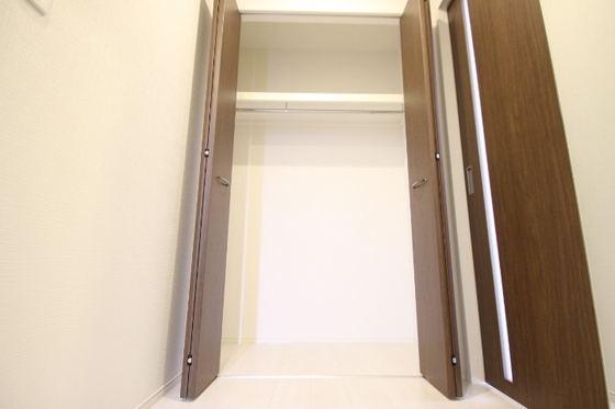 ユニヴァリィ長束西