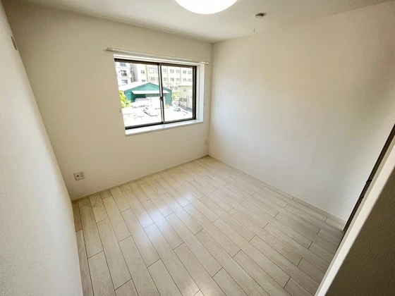 ウィステリア ヒル