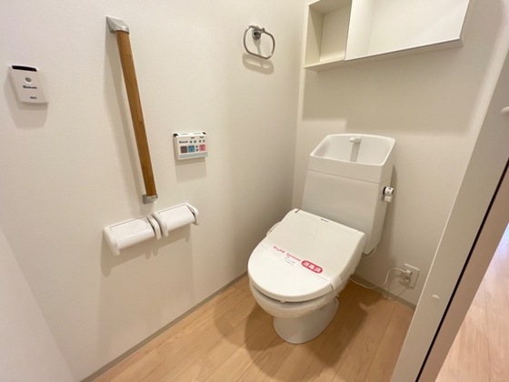 ローズガーデン舟入南