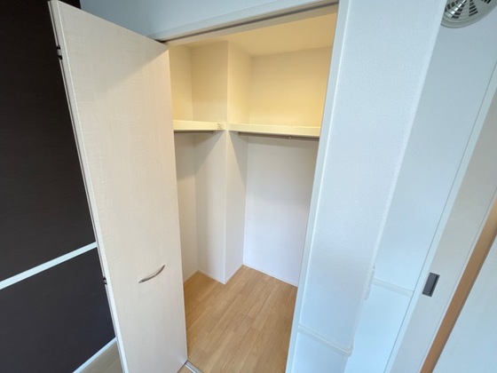 ローズガーデン舟入南