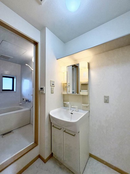 アルトベール青江