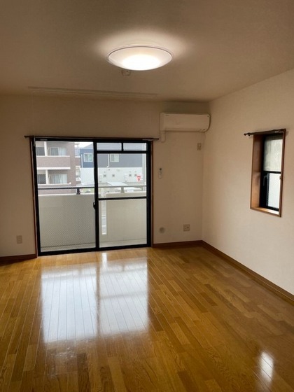 ノーブル西長瀬