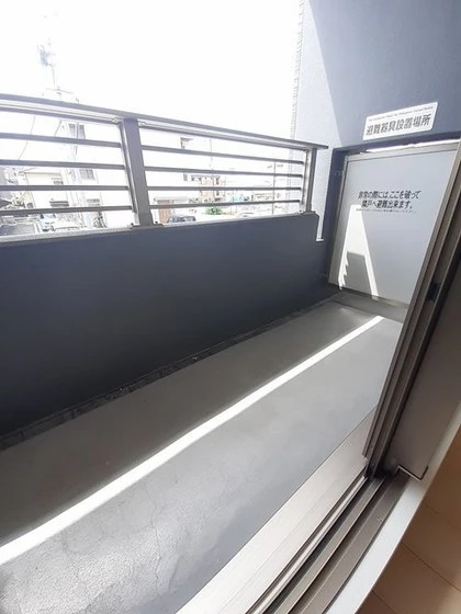 レジデンス下伊福 颯