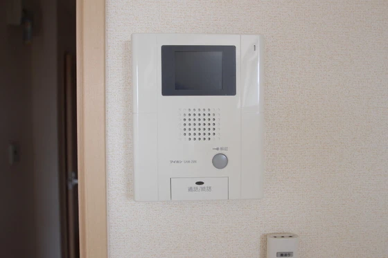 レジデンス下伊福 颯