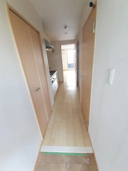 レジデンス下伊福 颯