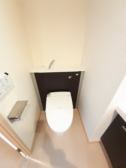 レジデンス下伊福 颯