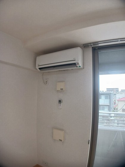 レジデンス下伊福 颯