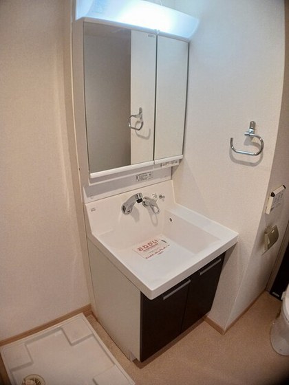 レジデンス下伊福 颯