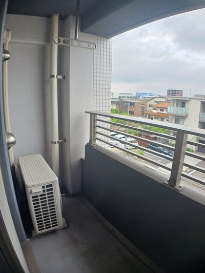 レジデンス下伊福 颯