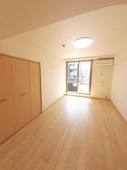 レジデンス下伊福 颯