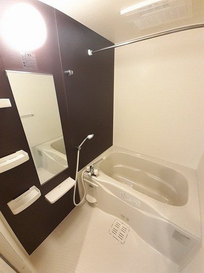 レジデンス下伊福 颯