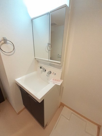 レジデンス下伊福 颯