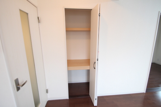 サウスコート西市