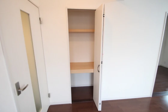 サウスコート西市