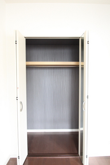 サウスコート西市