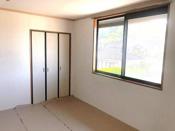 クリスメゾン B