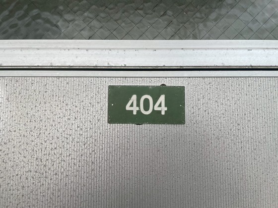 平和マンション