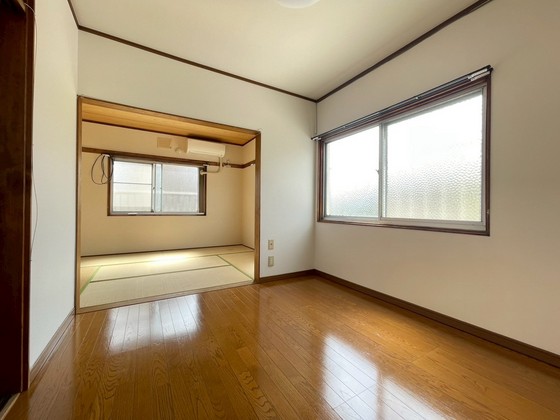 平和マンション