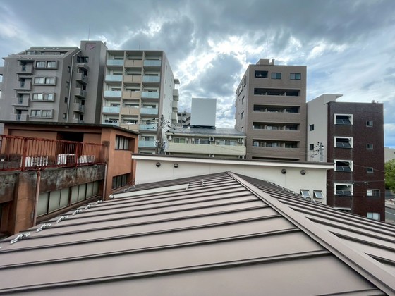 平和マンション