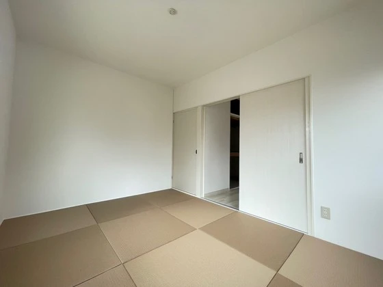 平和マンション