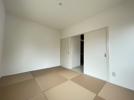 平和マンション