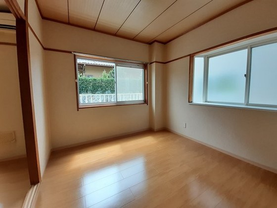 エルディム落合南B