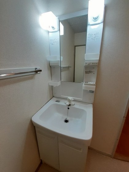 エルディム落合南B