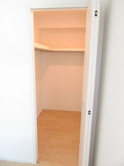 ブライト安芸 B棟