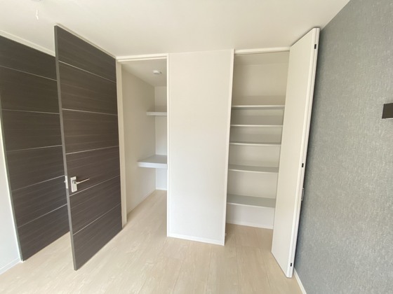 ラフィーネ高須