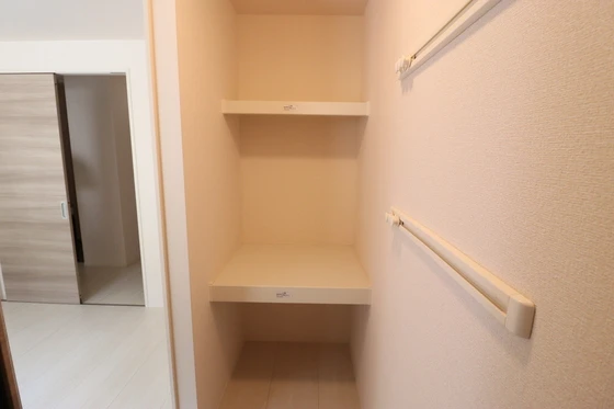 ヴェールビレッジ三戸