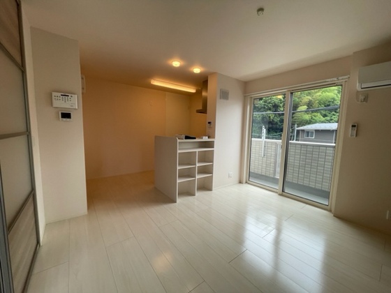 ヴェールビレッジ三戸